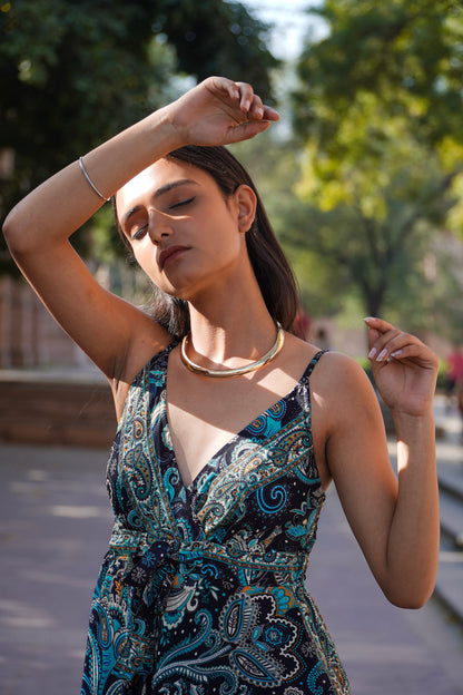 Midnight Paisley Elegance